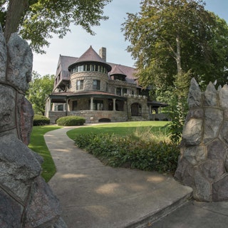 An exterior photo of the Olvier Mansion in downtown South Bend