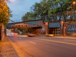 Michigan Street entrance into downtown South Bend with an iconic mural