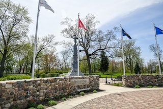 Veteran's Plaza