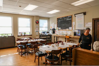SchoolHouse Diner